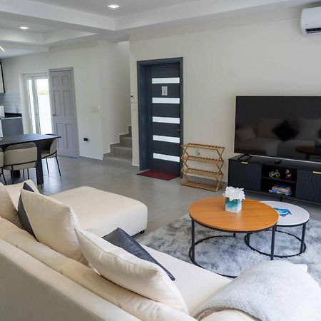 Spacious 3Br Home With Own Private Cozy Pool Koolbaai Exterior foto